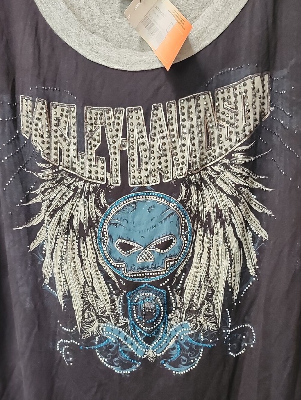 Harley-Davidson Black and Gray Long Sleeve Tee with Blue Skull Graphic - Picture 3 of 12
